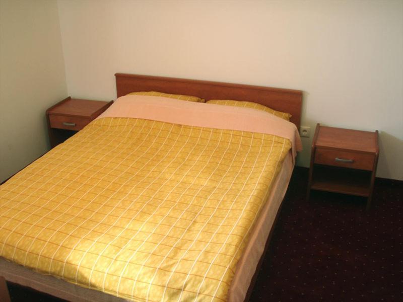 Klet Jana Bed & Breakfast Jastrebarsko Phòng bức ảnh