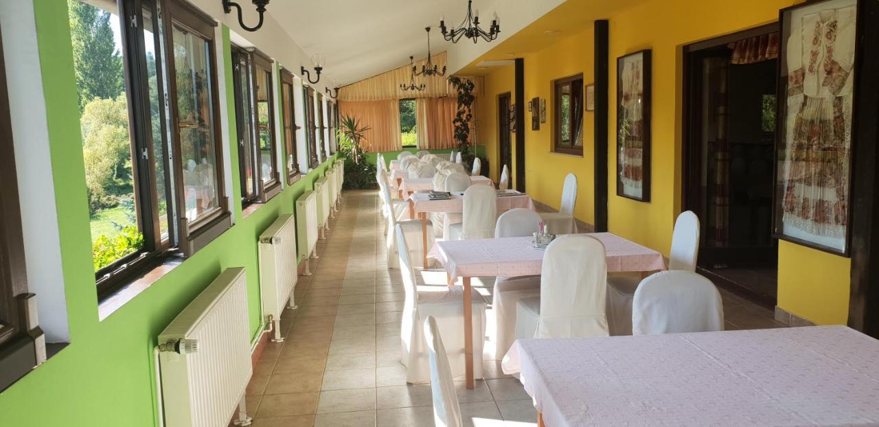 Klet Jana Bed & Breakfast Jastrebarsko Ngoại thất bức ảnh